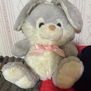 VINTAGE LEMONWOOD ASIA Gray and white Charming Plush Bunny 13” with Pink Bow
